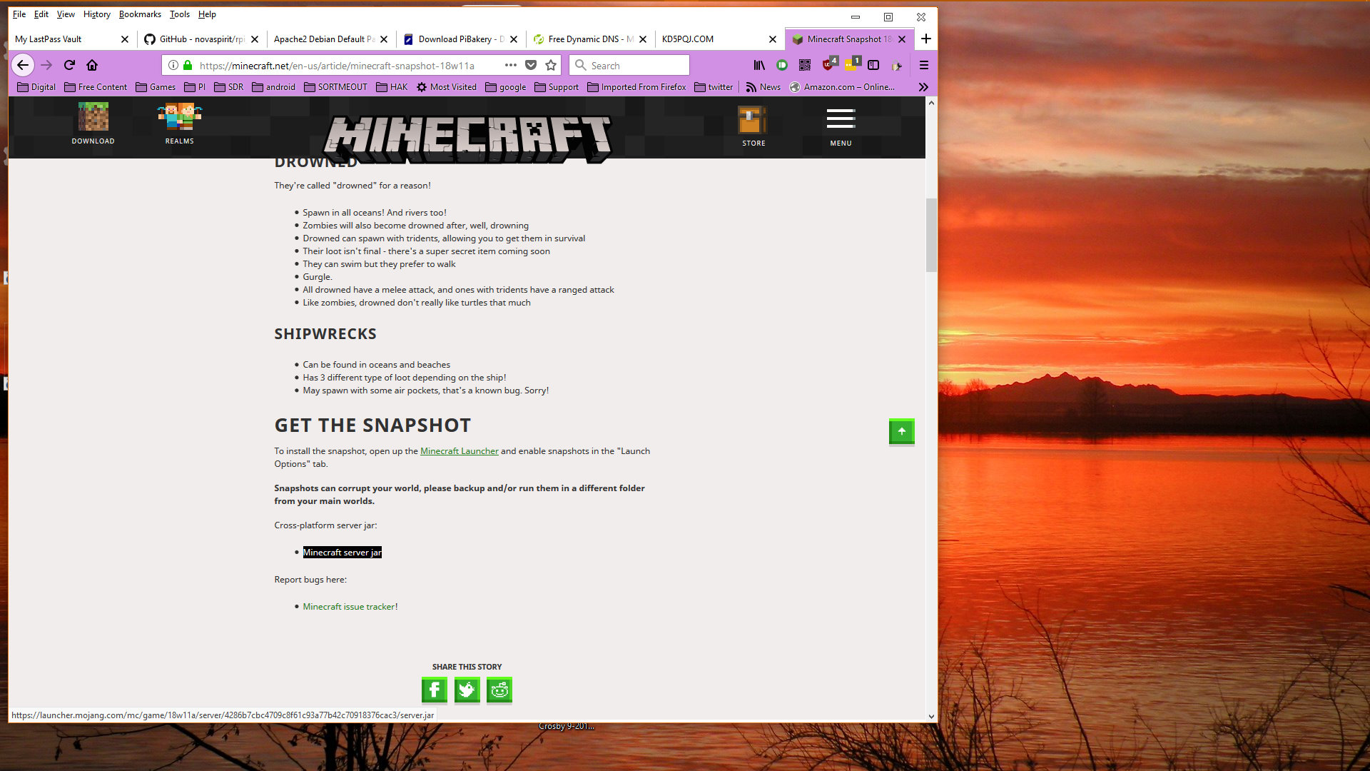 Image of bottom of minecraft.net Snapshot 18w11A page
